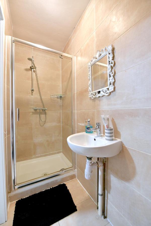 City Apartments Near Seven Sisters لندن المظهر الخارجي الصورة