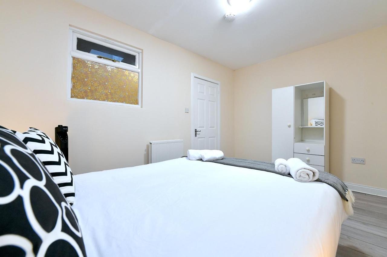 City Apartments Near Seven Sisters لندن المظهر الخارجي الصورة